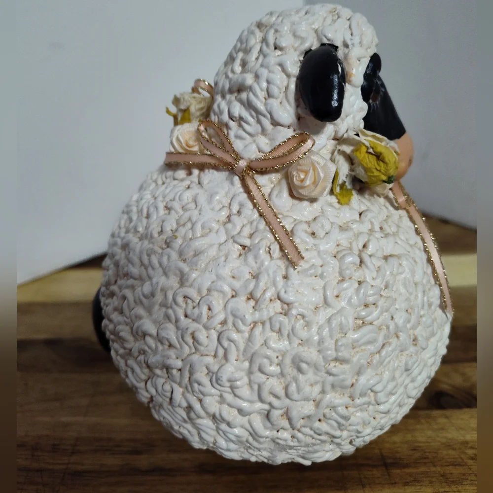 Art Sheep Vickie Thomas *Unsigned Cute Collector Conversation Piece